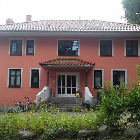 Fewo 1 Waren Mueritz - Haus Buchen Am Tiefwarensee - 1 Zi Экстерьер фото